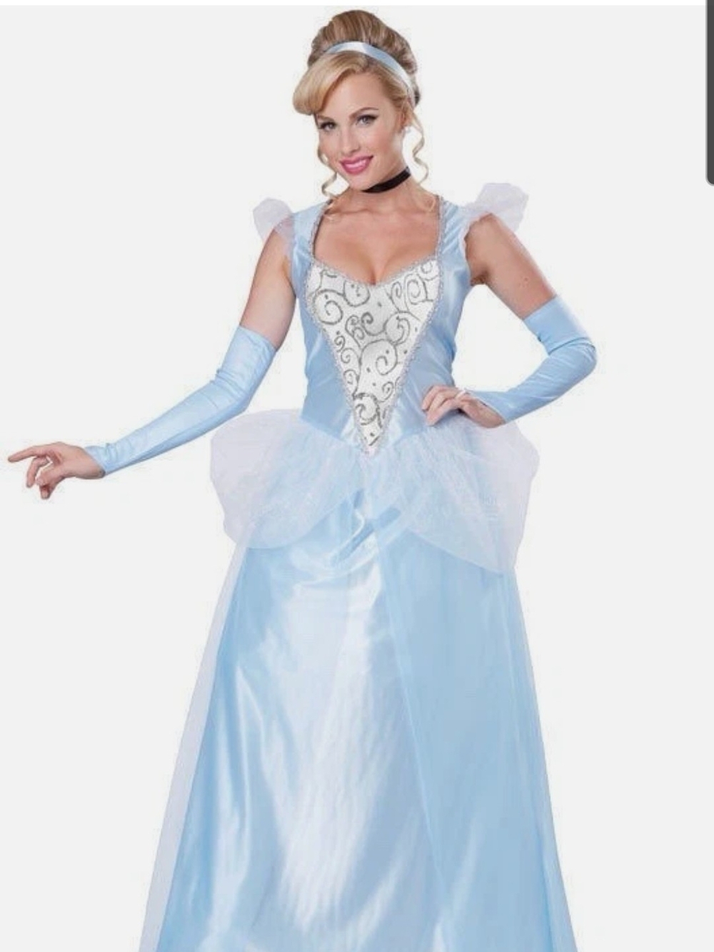 Women's Small Cinderella Halloween Costume